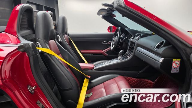 Porsche 718 2018 — photo 16