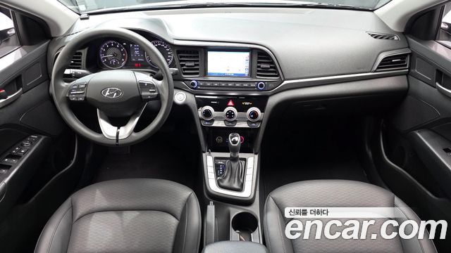 Hyundai AVANTE 2020 — photo 10