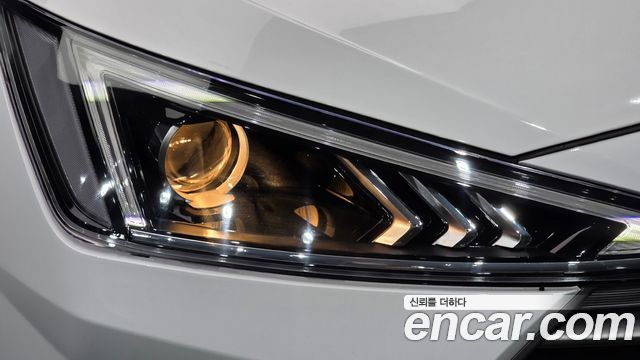 Hyundai AVANTE 2020 — photo 8