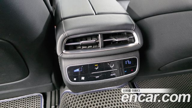 Genesis G80 2021 — photo 32