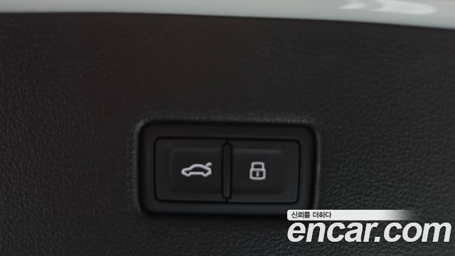 Audi A7 2020 — photo 22