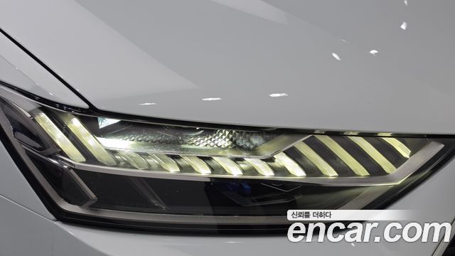 Audi A7 2020 — photo 8