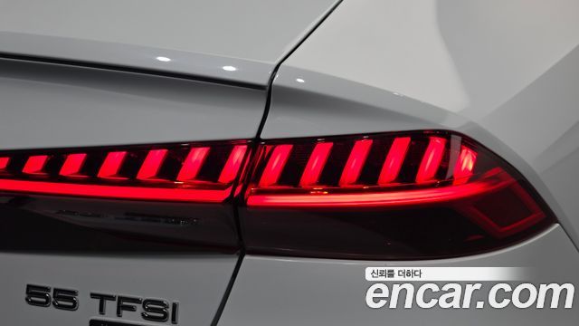 Audi A7 2020 — photo 9