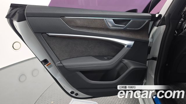 Audi A7 2020 — photo 15