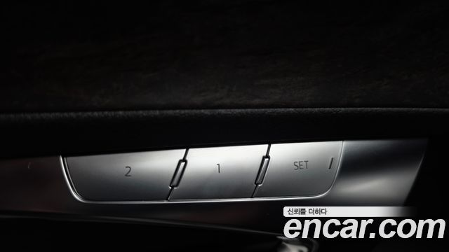 Audi A7 2020 — photo 32