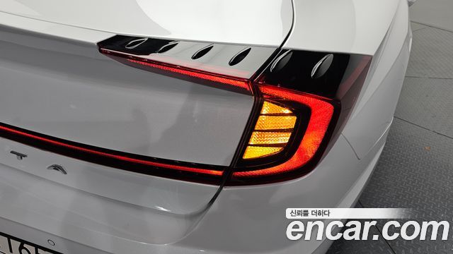 Hyundai Sonata 2021 — photo 9