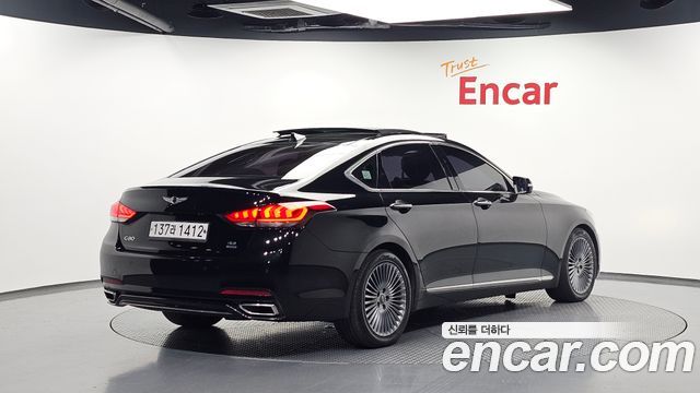 Genesis G80 2017 — photo 2