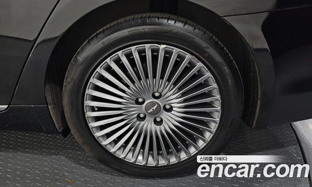 Genesis G80 2017 — photo 7