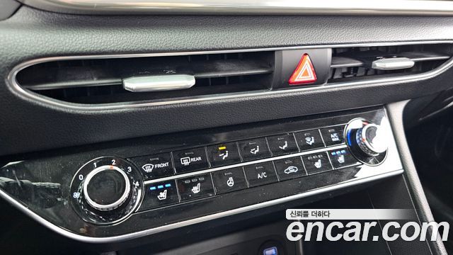 Hyundai Sonata 2021 — photo 23