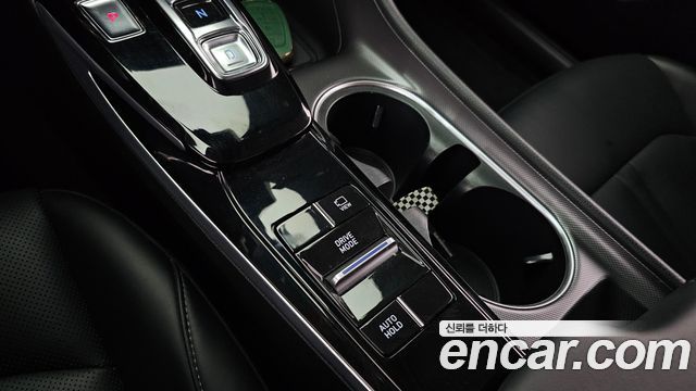 Hyundai Sonata 2021 — photo 31