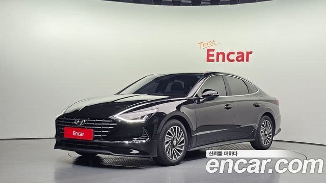Hyundai Sonata 2022 — photo 1