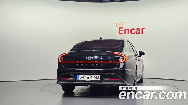 Hyundai Sonata 2022 — photo 4