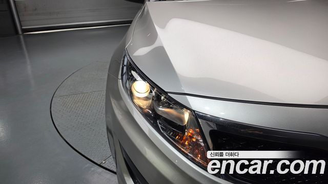 Kia K5 2013 — photo 8