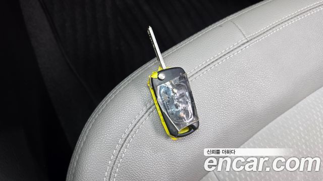 Kia K5 2013 — photo 27