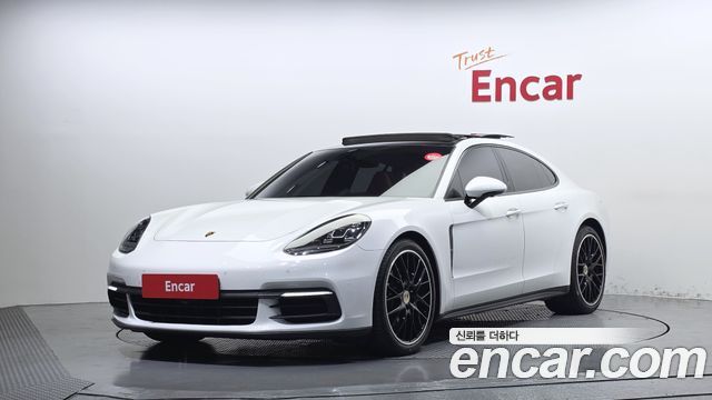 Porsche Panamera 2020 — photo 1