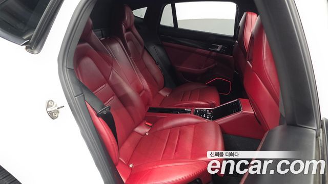 Porsche Panamera 2020 — photo 12