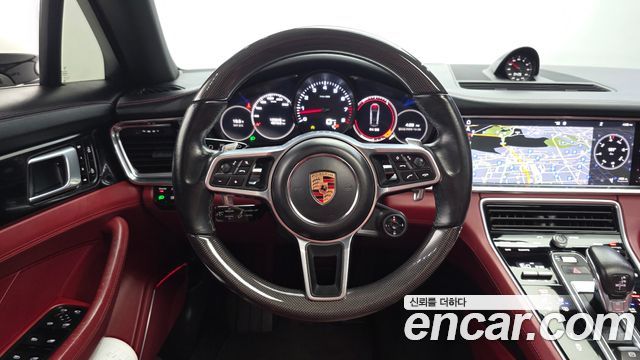 Porsche Panamera 2020 — photo 13