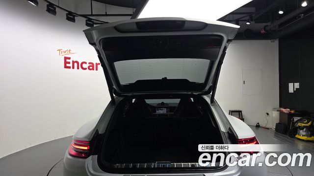 Porsche Panamera 2020 — photo 20