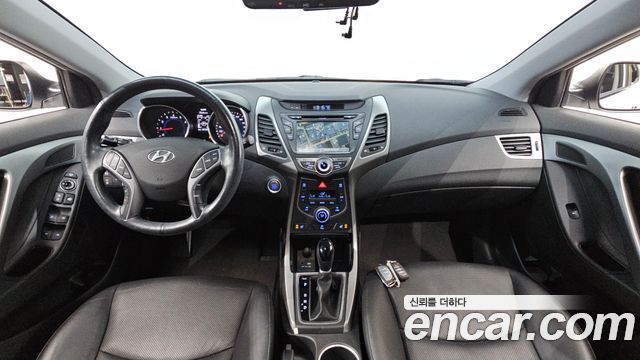 Hyundai AVANTE 2016 — photo 10