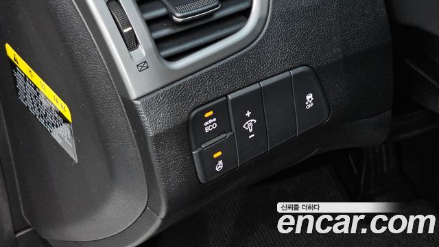 Hyundai AVANTE 2016 — photo 20