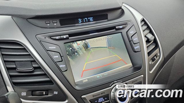 Hyundai AVANTE 2016 — photo 21