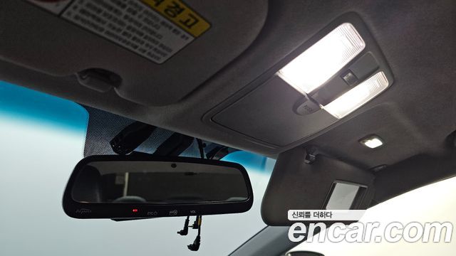 Hyundai AVANTE 2016 — photo 28