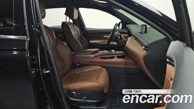 Genesis GV70 2021 — photo 13
