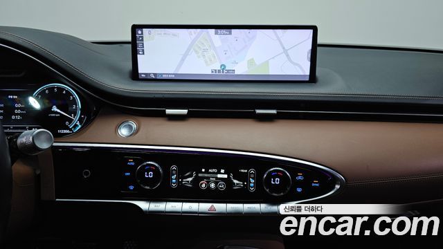 Genesis GV70 2021 — photo 20