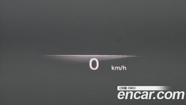 Genesis GV70 2021 — photo 24
