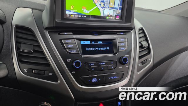 Hyundai AVANTE 2016 — photo 21