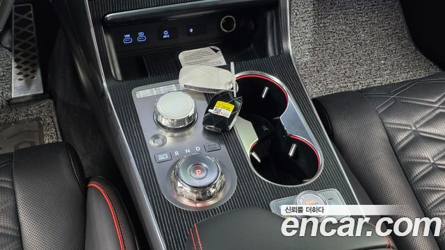 Genesis GV80 2024 — photo 12