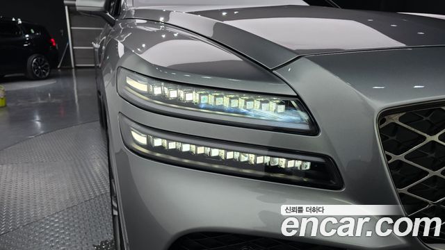 Genesis GV80 2024 — photo 8