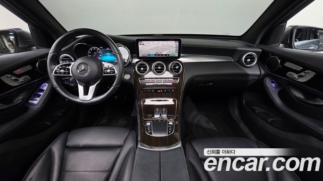 Mercedes-Benz GLC-Class 2020 — photo 10
