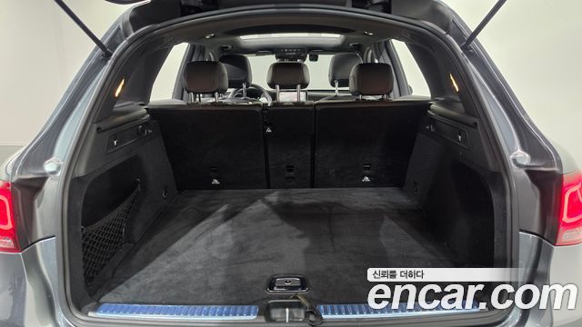 Mercedes-Benz GLC-Class 2020 — photo 26