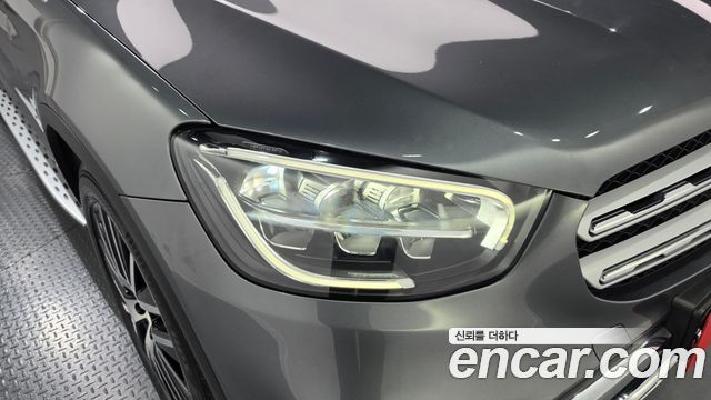 Mercedes-Benz GLC-Class 2020 — photo 8