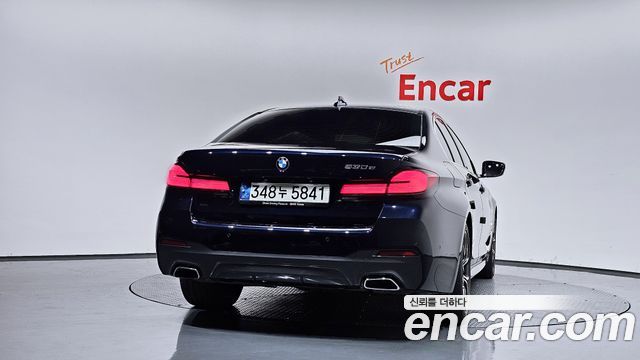 BMW 5-Series 2021 — photo 4