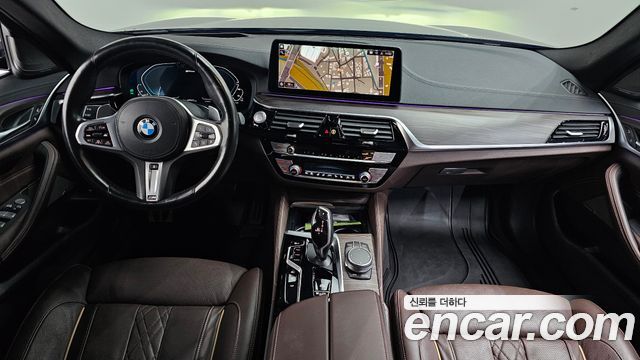 BMW 5-Series 2021 — photo 7
