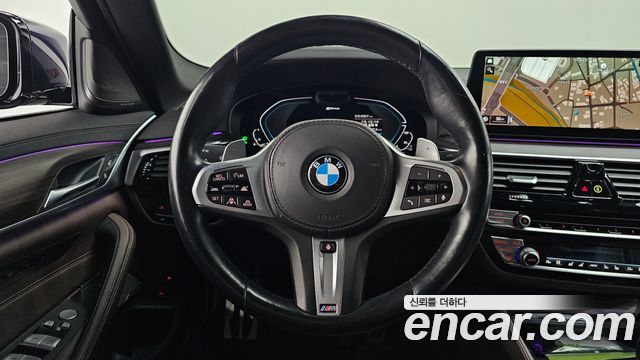 BMW 5-Series 2021 — photo 13
