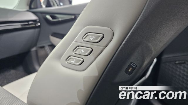 Kia EV6 2025 — photo 31
