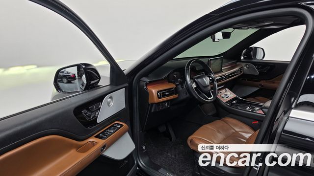 Lincoln Aviator 2021 — photo 13