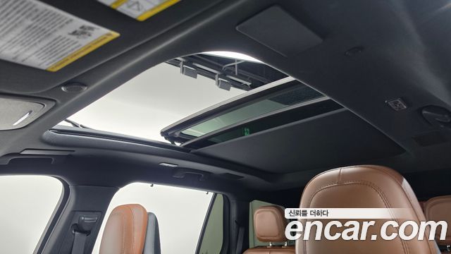 Lincoln Aviator 2021 — photo 23