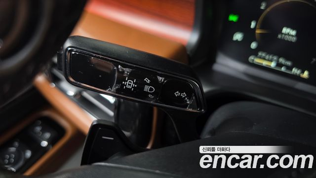 Lincoln Aviator 2021 — photo 36