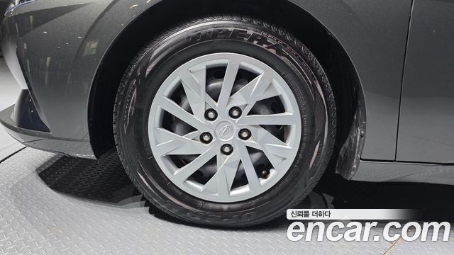 Hyundai AVANTE 2021 — photo 5