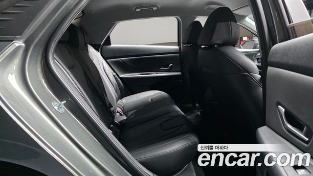 Hyundai AVANTE 2021 — photo 11