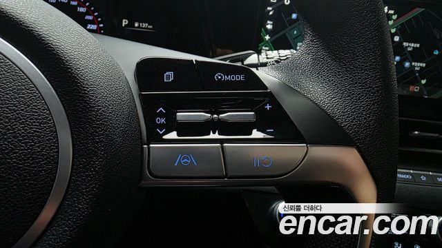 Hyundai AVANTE 2021 — photo 16