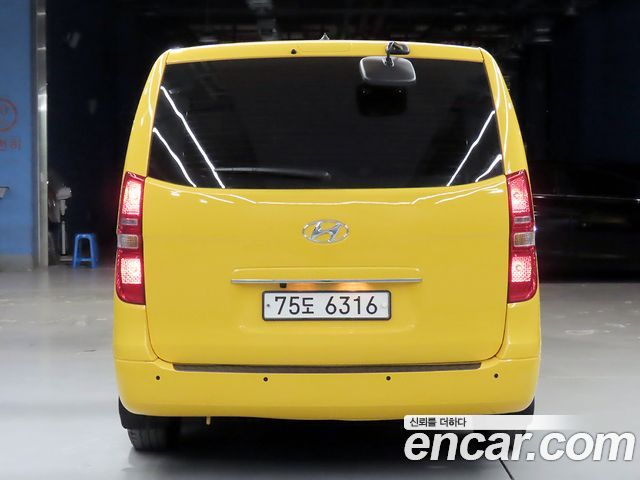 Hyundai Starex 2019 — photo 4