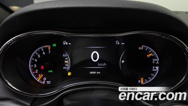 Jeep Cherokee 2021 — photo 11