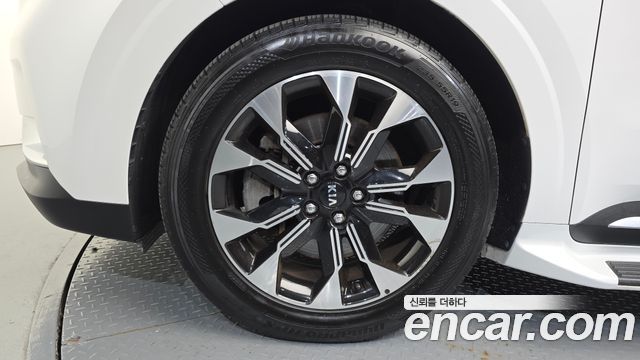 Kia Canival 2021 — photo 5