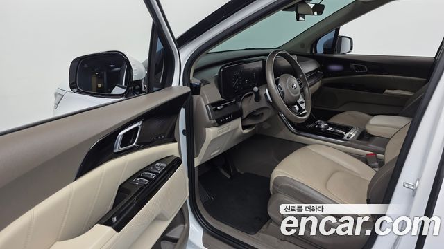 Kia Canival 2021 — photo 13