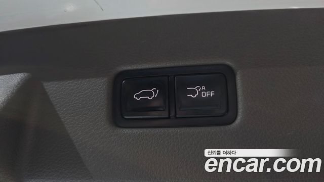 Kia Canival 2021 — photo 26
